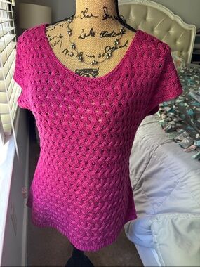 Coldwater Creek Fuchsia Crocheted Short Sleeve Scoop Neck Sweater